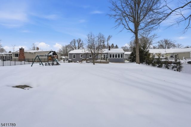 62 Forest Ave, Berkeley Heights Twp., NJ 07922