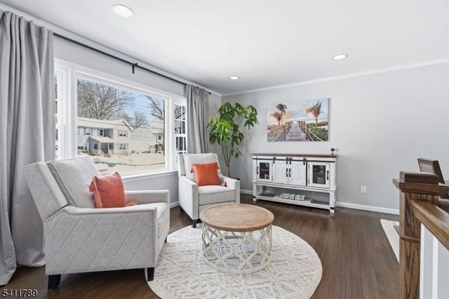 62 Forest Ave, Berkeley Heights Twp., NJ 07922