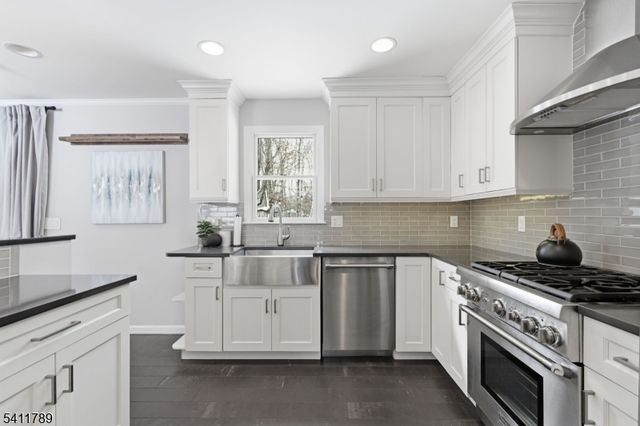 62 Forest Ave, Berkeley Heights Twp., NJ 07922