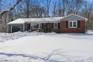 62 Forest Ave, Berkeley Heights Twp., NJ 07922