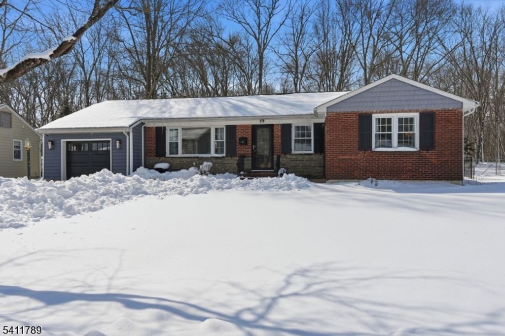 62 Forest Ave, Berkeley Heights Twp., NJ 07922