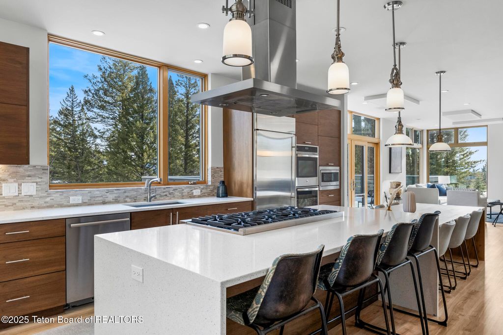 1400 N FENN Drive, Wilson, WY 83014 photo 14