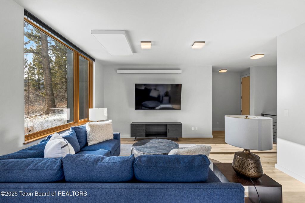 1400 N FENN Drive, Wilson, WY 83014 photo 5