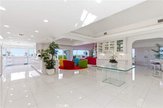 1917 Yacht Puritan, Newport Beach, CA 92660