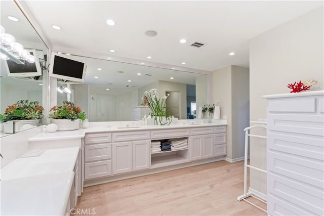 1917 Yacht Puritan, Newport Beach, CA 92660