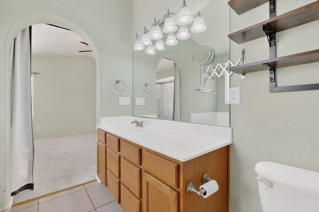6135 Calle Corazon Court NW, Albuquerque, NM 87114