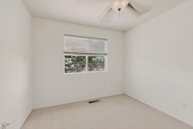 6135 Calle Corazon Court NW, Albuquerque, NM 87114