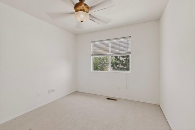 6135 Calle Corazon Court NW, Albuquerque, NM 87114