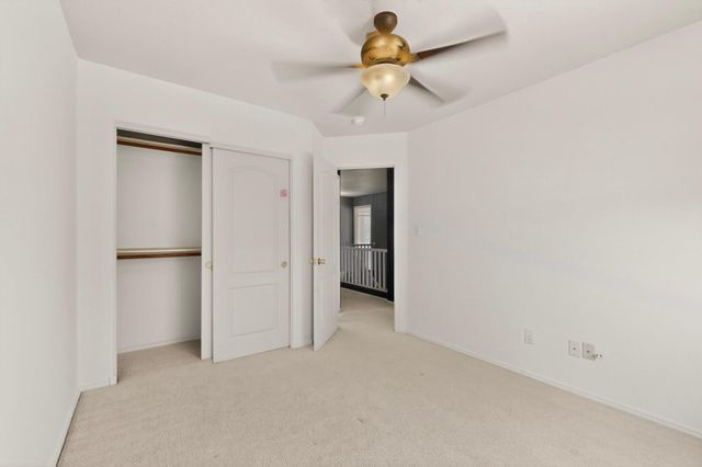 6135 Calle Corazon Court NW, Albuquerque, NM 87114