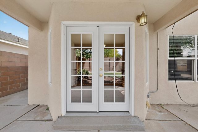 6135 Calle Corazon Court NW, Albuquerque, NM 87114