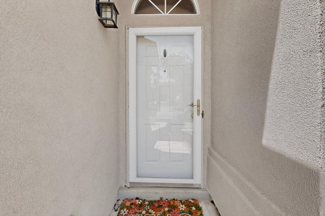 6135 Calle Corazon Court NW, Albuquerque, NM 87114