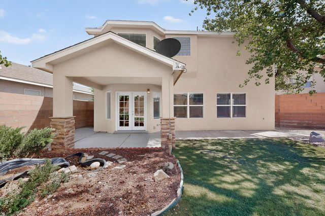6135 Calle Corazon Court NW, Albuquerque, NM 87114
