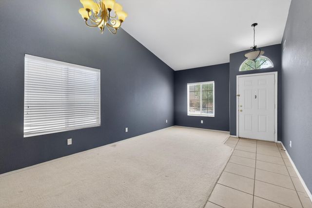 6135 Calle Corazon Court NW, Albuquerque, NM 87114