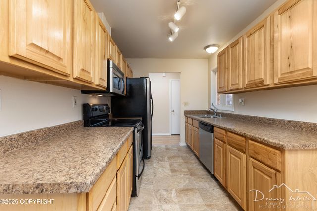 13105 Stephenson Street, Anchorage, AK 99516