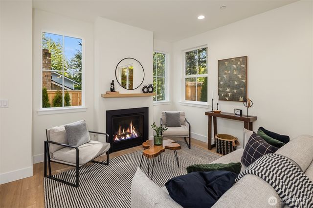 11810 NE 103rd Place, Kirkland, WA 98033