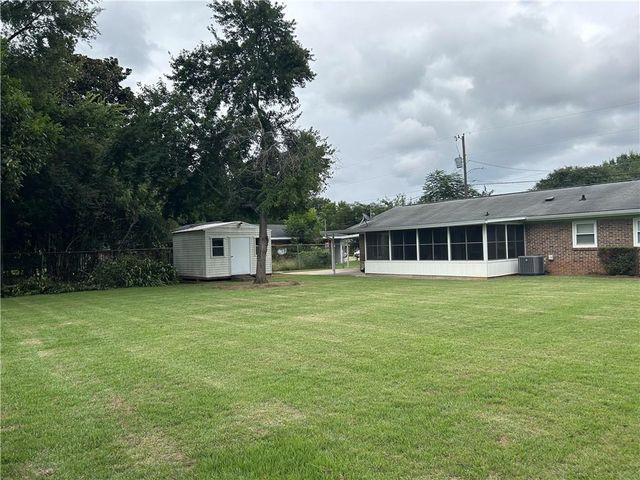 105 Virginia Drive, Warner Robins, GA 31093