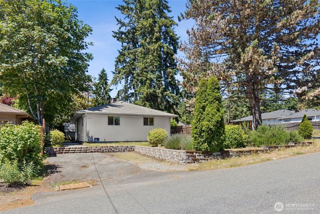 2613 NE 145th Street, Seattle, WA 98155