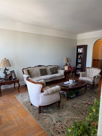 2020 E 41 Street 6J, Brooklyn, NY 11234