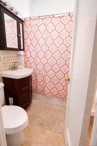 2020 E 41 Street 6J, Brooklyn, NY 11234