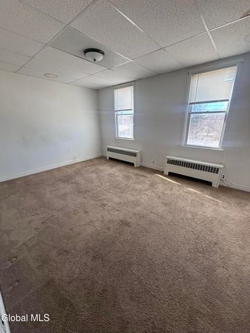 250 East Street, Rensselaer, NY 12144