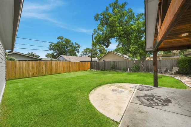 10306 Metronome Drive, Houston, TX 77043