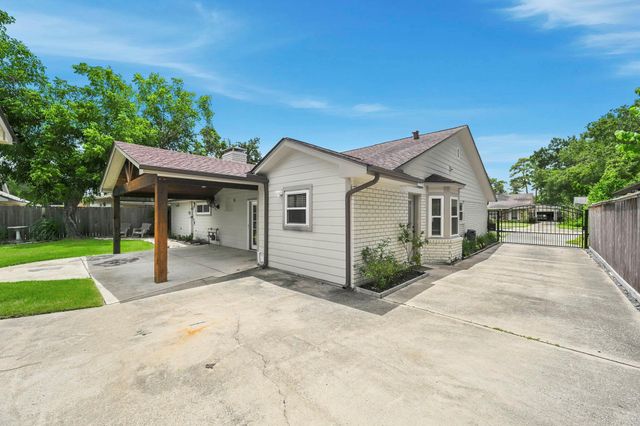 10306 Metronome Drive, Houston, TX 77043