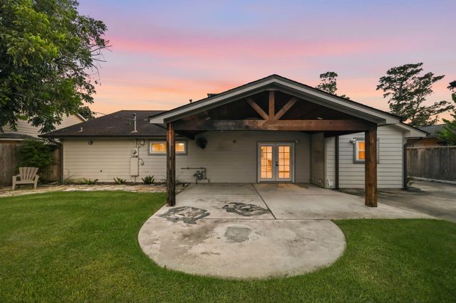 10306 Metronome Drive, Houston, TX 77043