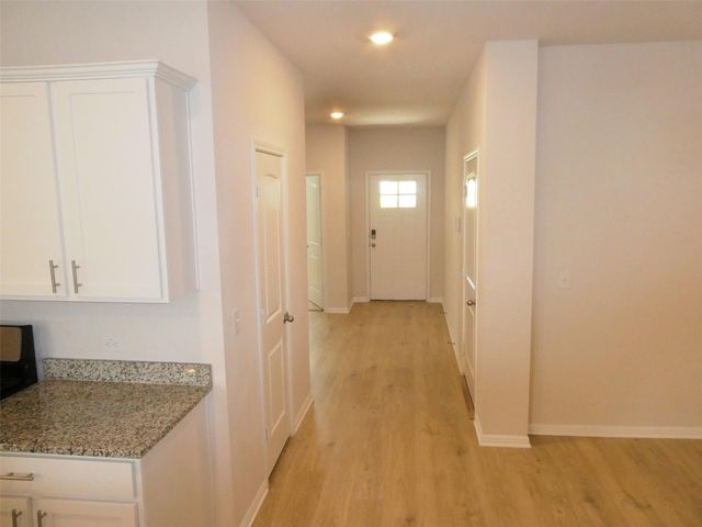 2504 INDIAN CLOVER TRL, Leander, TX 78641