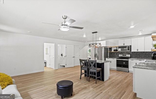 1077 Peeples Street, Atlanta, GA 30310