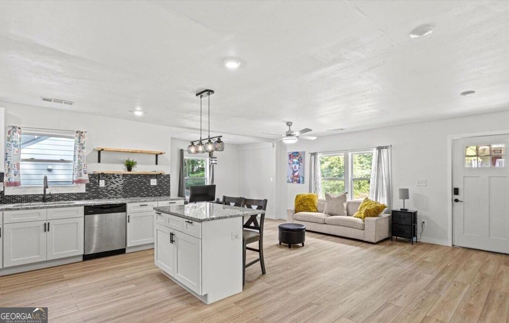1077 Peeples Street, Atlanta, GA 30310 — photo 4