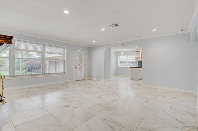 10321 Willowgrove Drive, Houston, TX 77035