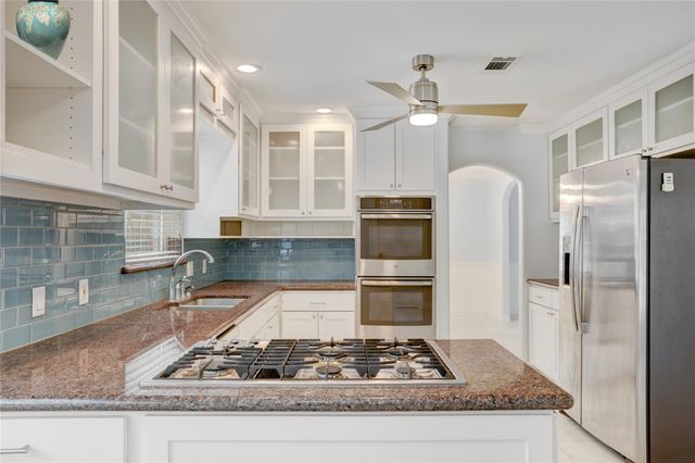 10321 Willowgrove Drive, Houston, TX 77035