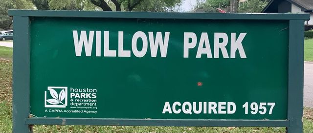 10321 Willowgrove Drive, Houston, TX 77035