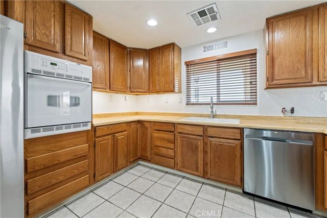 6669 W Avenue A, Rosamond, CA 93560