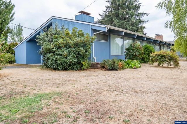 1198 Hemlock St NW, Salem, OR 97304
