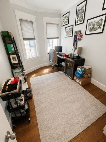 22 Santuit St B, Boston, MA 02124