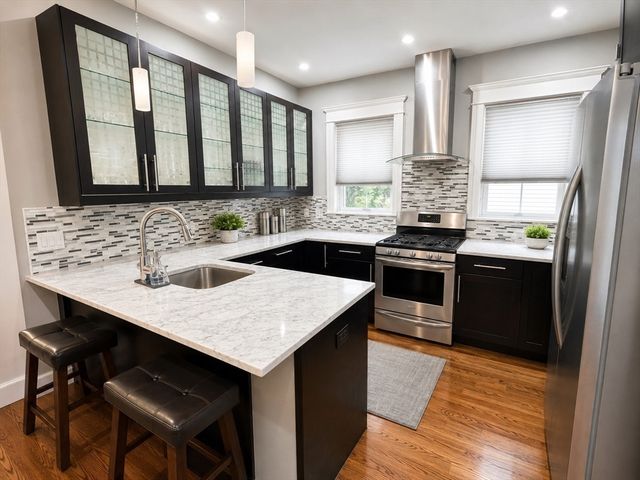 22 Santuit St B, Boston, MA 02124