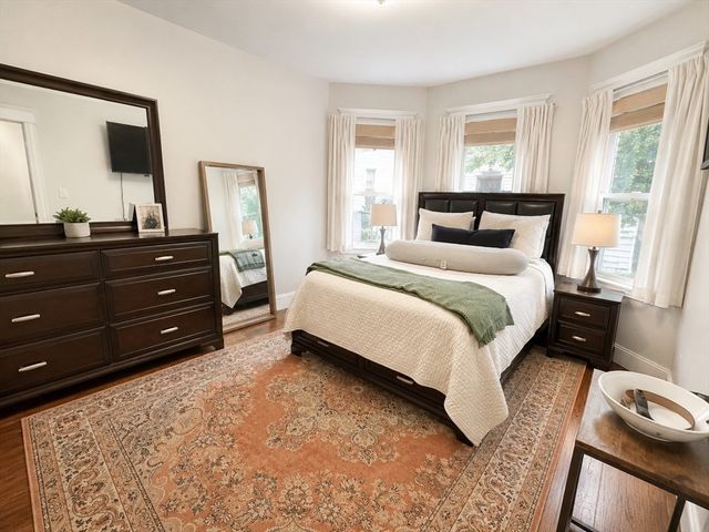 22 Santuit St B, Boston, MA 02124