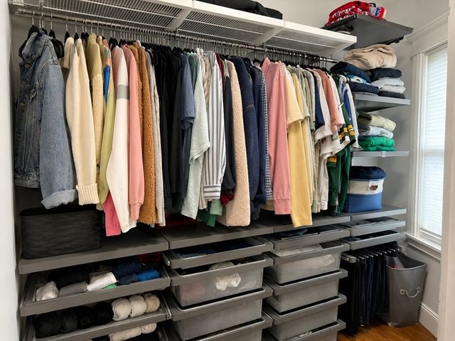 22 Santuit St B, Boston, MA 02124