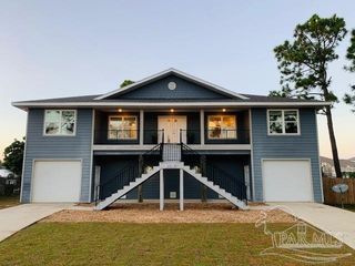 3018 Coral Strip Pkwy, Gulf Breeze, FL 32563