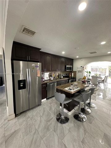 5710 Douglas Street, Hollywood, FL 33021