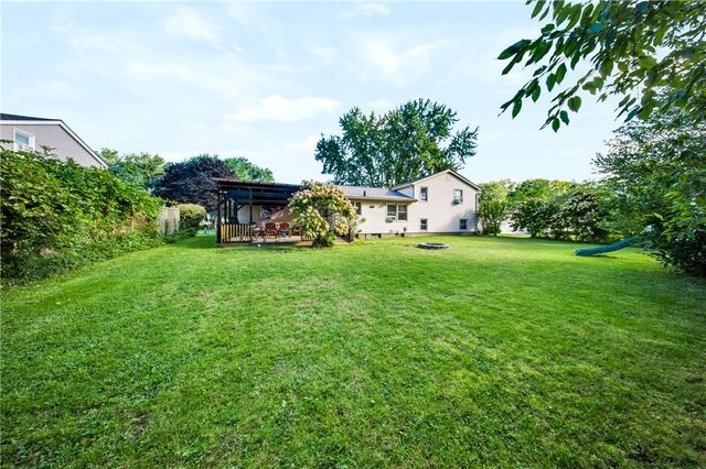 947 Copperkettle Road, Webster, NY 14580