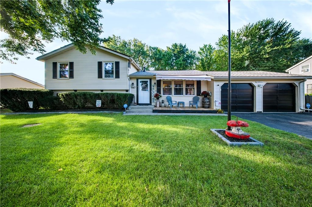 947 Copperkettle Road, Webster, NY 14580