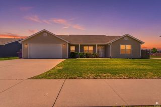 225 Walters Drive, Manhattan, KS 66502