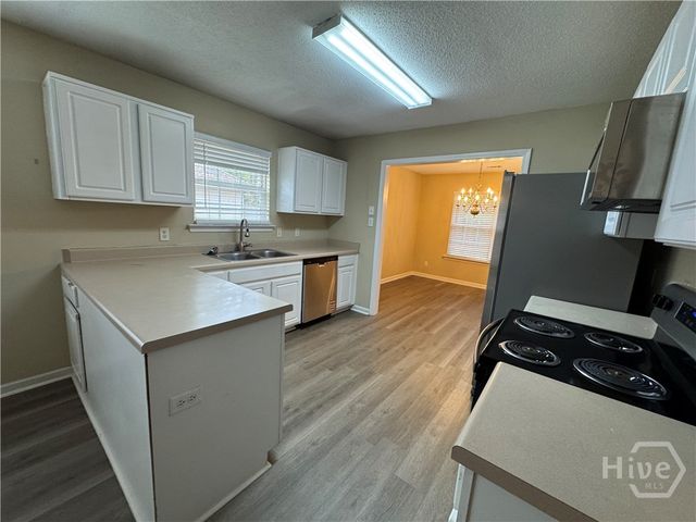 263 Silver Brook Circle, Pooler, GA 31322