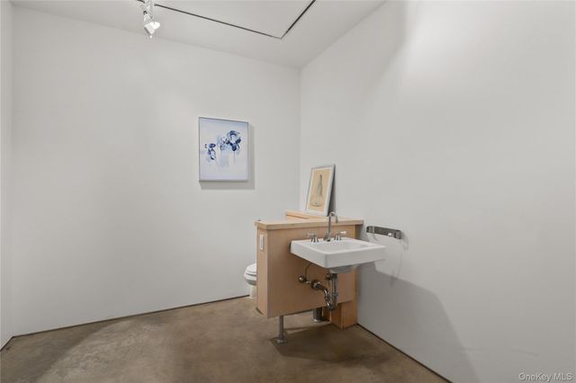 64 Pound Ridge Road, Pound Ridge, NY 10576