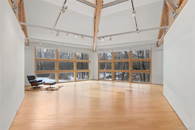 64 Pound Ridge Road, Pound Ridge, NY 10576