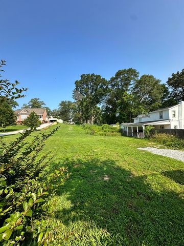 105 S Germantown Road, Chattanooga, TN 37411