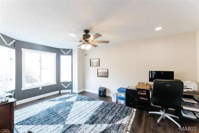 10605 Larson Lane, Rolla, MO 65401