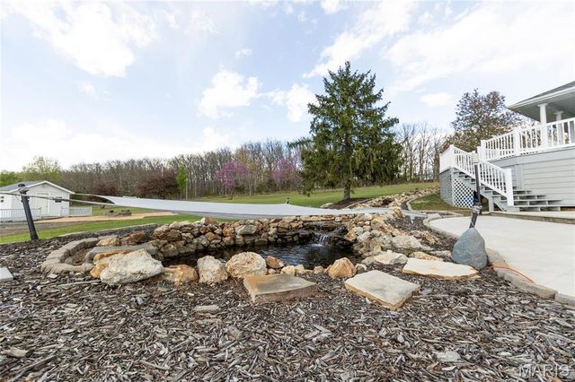 10605 Larson Lane, Rolla, MO 65401